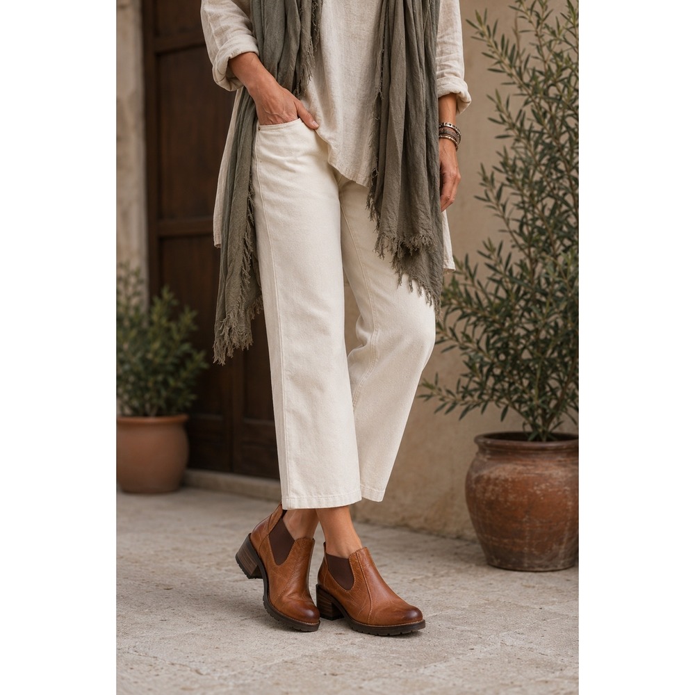 Dromedaris KAI Leather ANKLE BOOTS Women 6.5-7‎ Lug Chunky CAMEL BLOCK HEEL